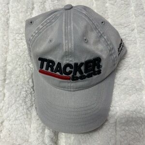 𝅺TRACKER boats, unisex, hat